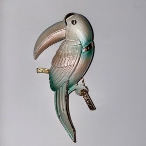 Vintage Celebrity 1960’s Toucan Brooch